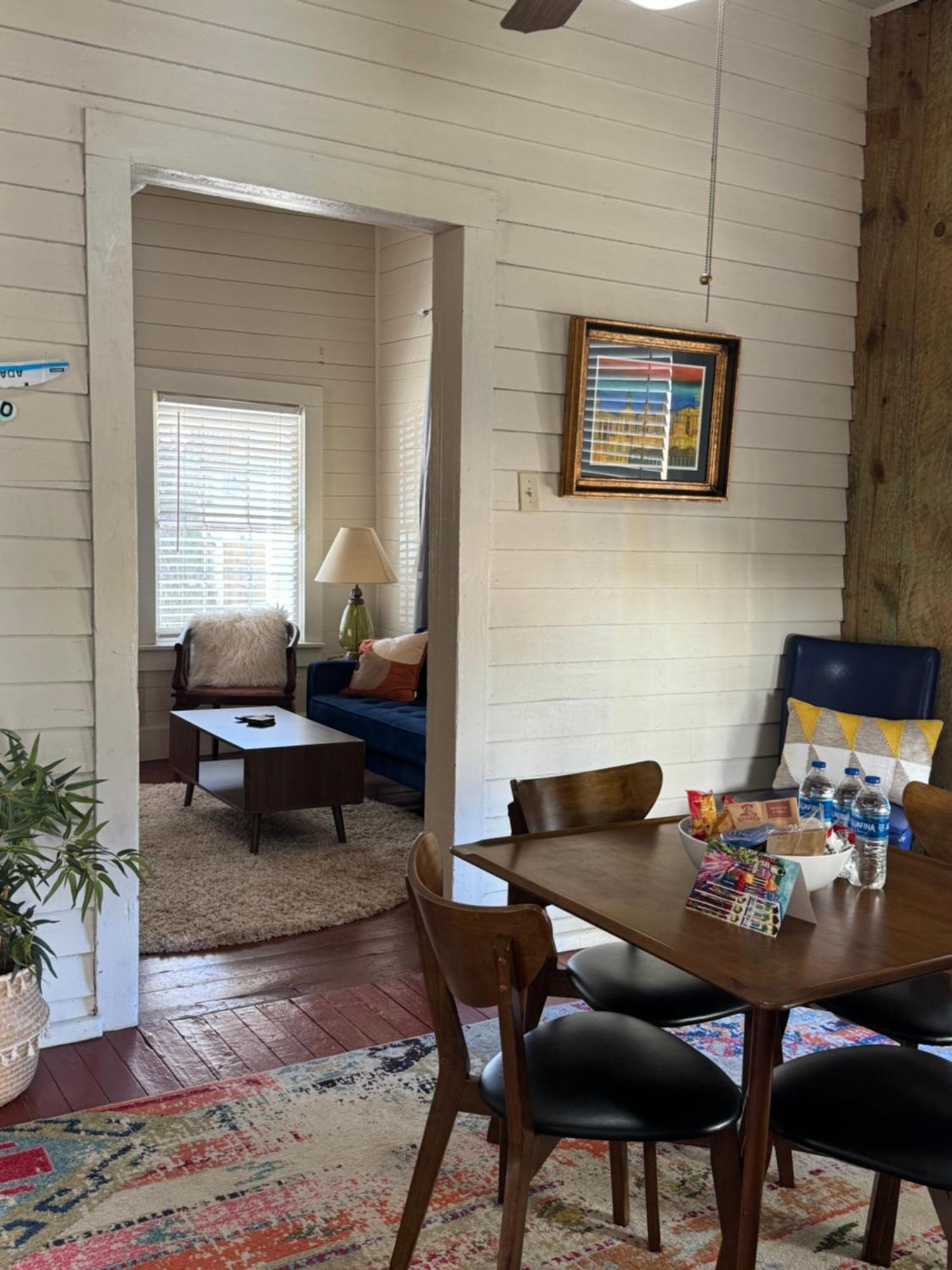 Wensel Cottage In Downtown 나체스 외부 사진
