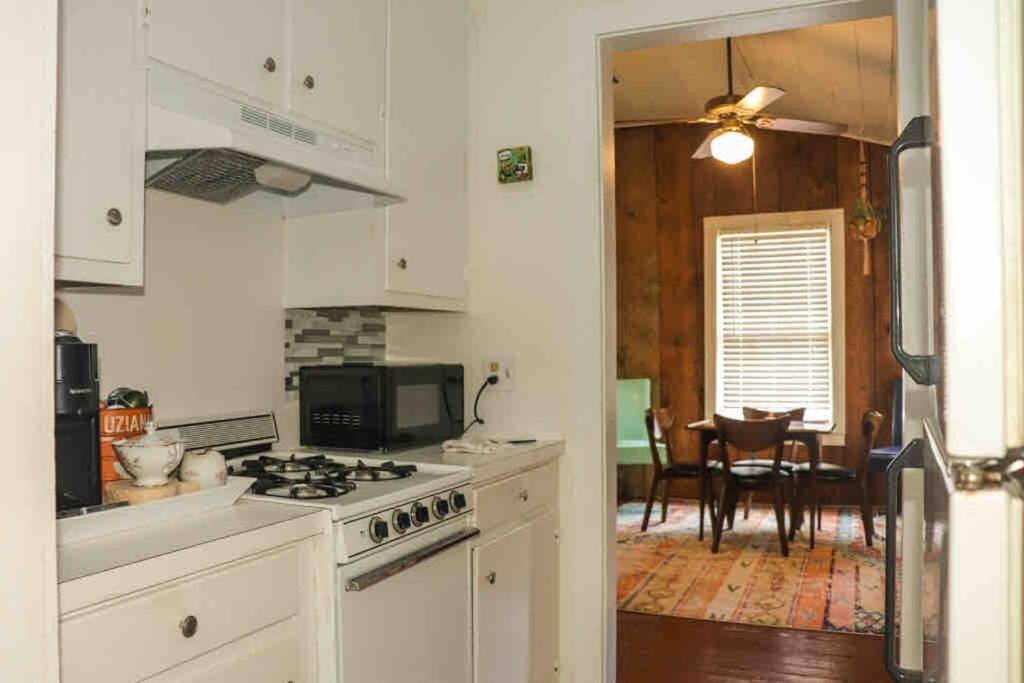 Wensel Cottage In Downtown 나체스 외부 사진